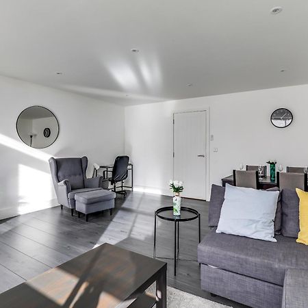 Exceptionally Spacious Central Canterbury Home Bagian luar foto