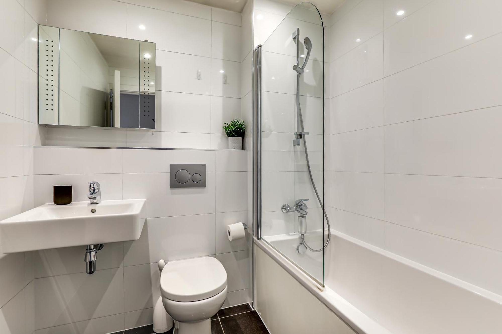 Exceptionally Spacious Central Canterbury Home Bagian luar foto