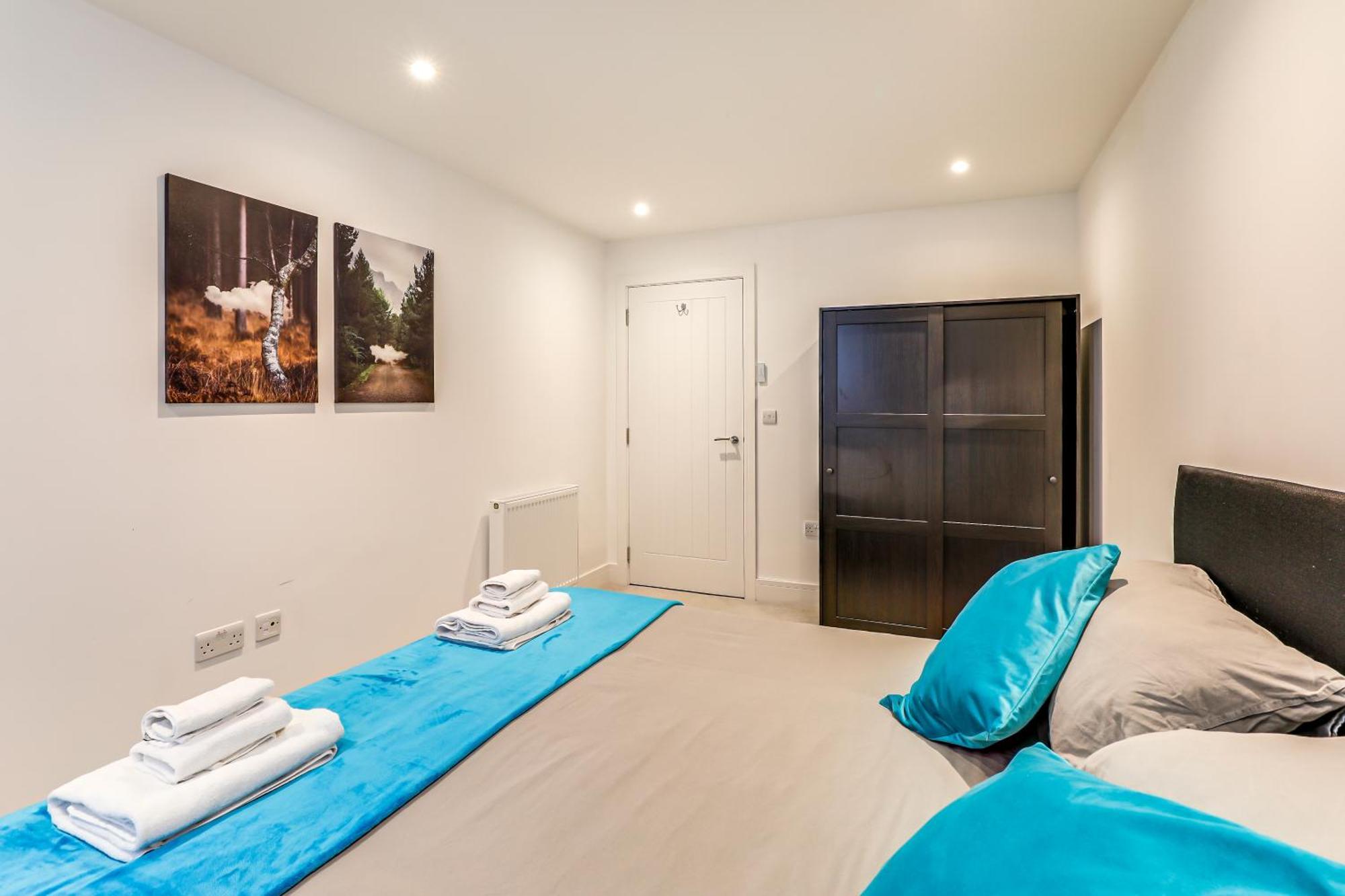Exceptionally Spacious Central Canterbury Home Bagian luar foto